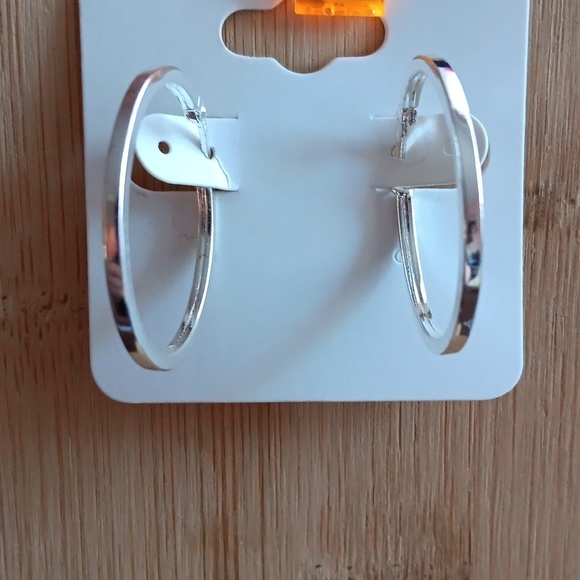 925 Silver Hoop Earrings - Picture 5 of 5